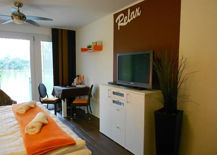 公寓 胡瑟科隆美尼公寓式酒店 *