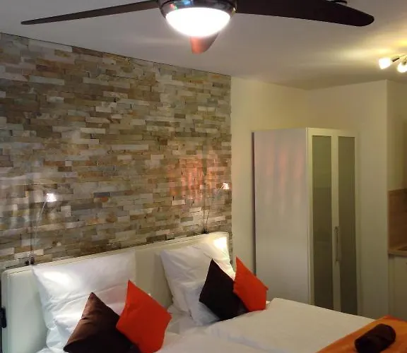 公寓 胡瑟科隆美尼公寓式酒店