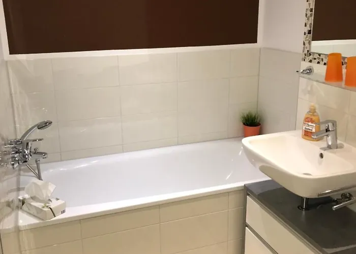 胡瑟科隆美尼公寓式酒店 胡尔特